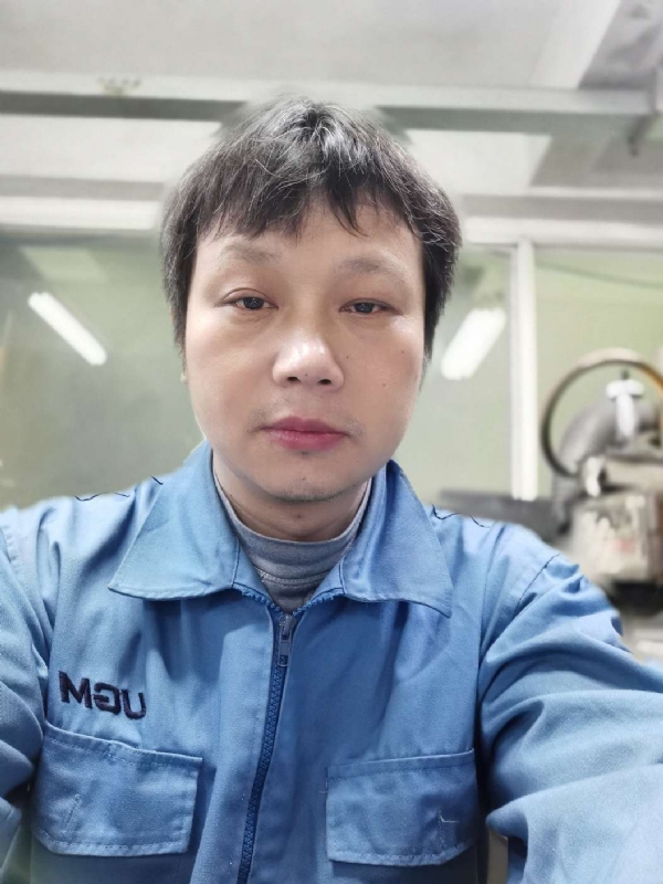 伤心人的第一张照片--泰安相亲服务中心