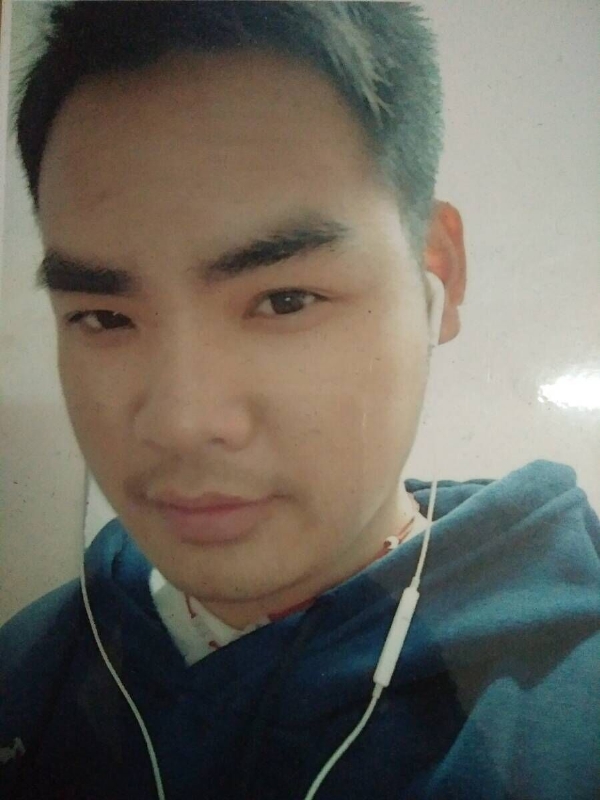 渴望爱的第一张照片--泰安相亲服务中心