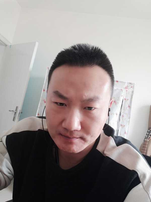 曹先森的第一张照片--泰安相亲服务中心