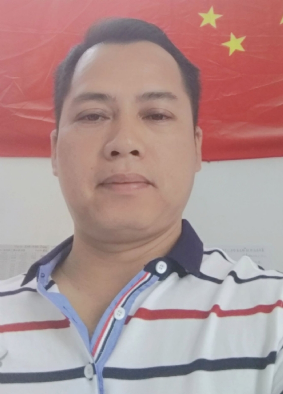 隆哥的第四张照片--泰安相亲服务中心