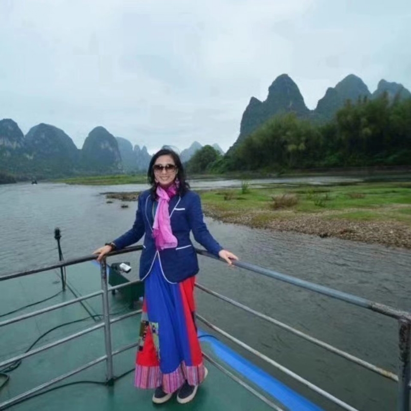 julia的第一张照片--泰安相亲服务中心