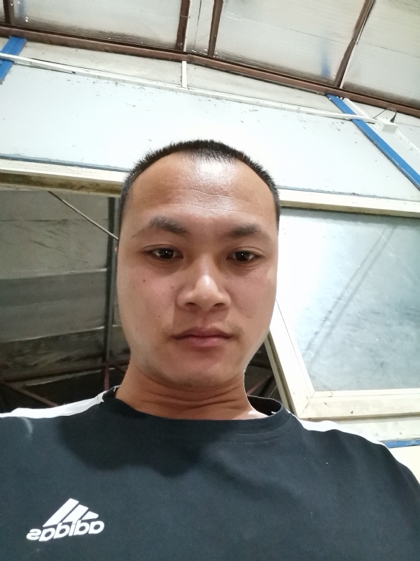 真心交友的第一张照片--泰安相亲服务中心
