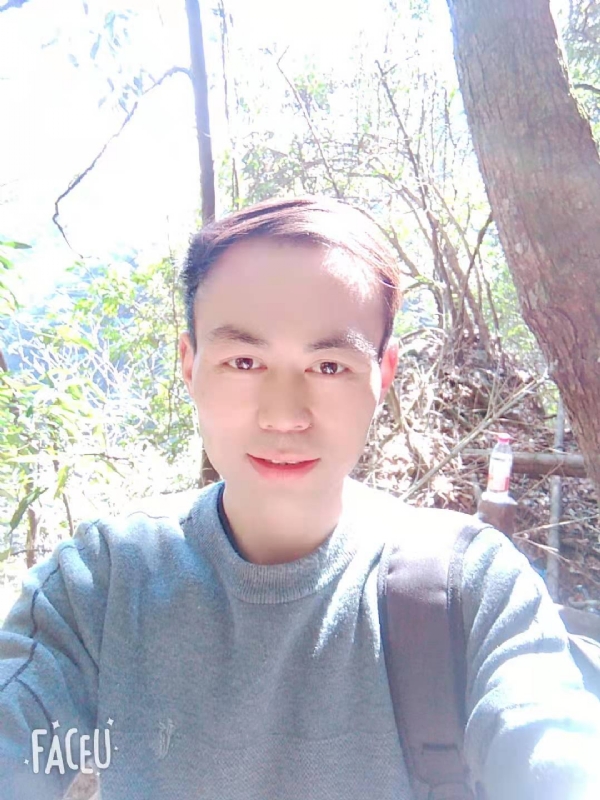 阿龙的第一张照片--泰安相亲服务中心