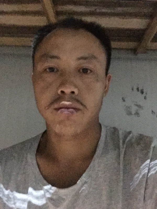 老曹的第二张照片--泰安相亲服务中心