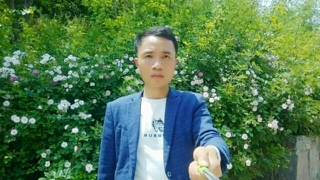 一生何求的第一张照片--泰安相亲服务中心