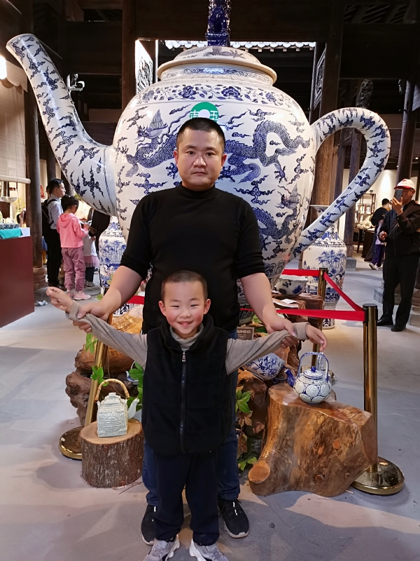 啊柳的第一张照片--泰安相亲服务中心
