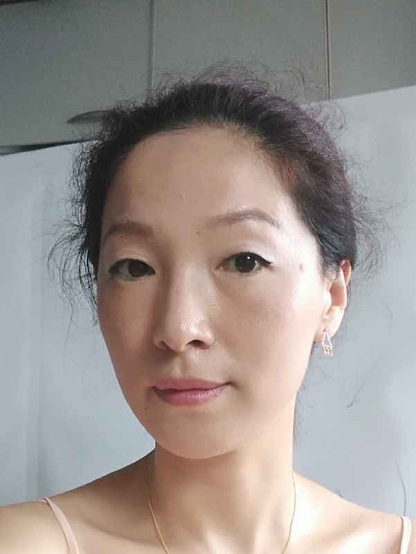 彼岸花的第一张照片--泰安相亲服务中心