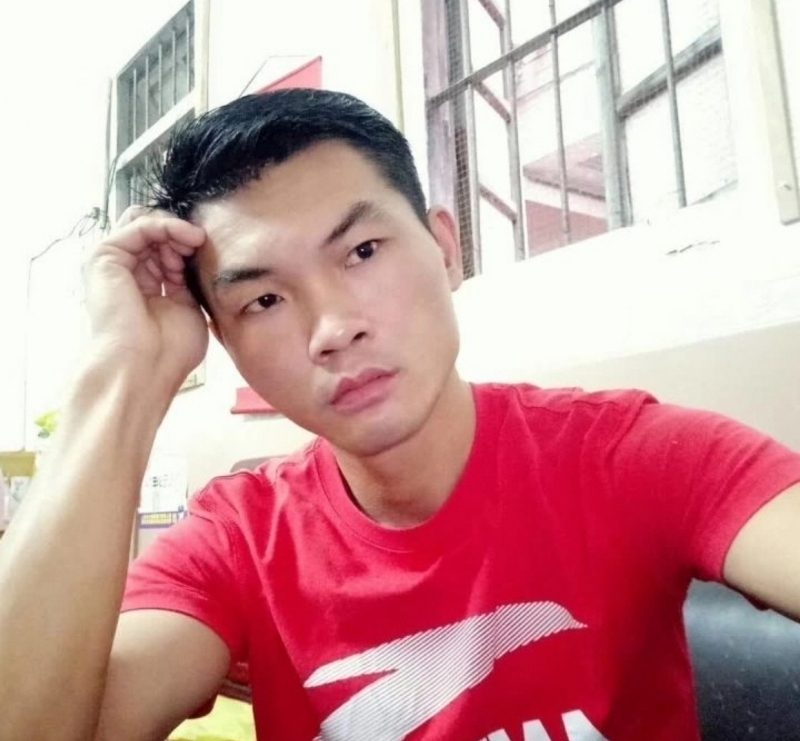 英俊的台灯的第一张照片--泰安相亲服务中心