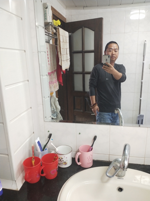 半世人间的第二张照片--泰安相亲服务中心