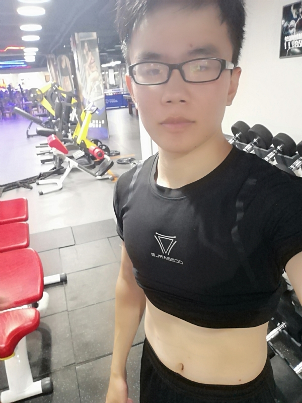 石榴裙下的第一张照片--泰安相亲服务中心