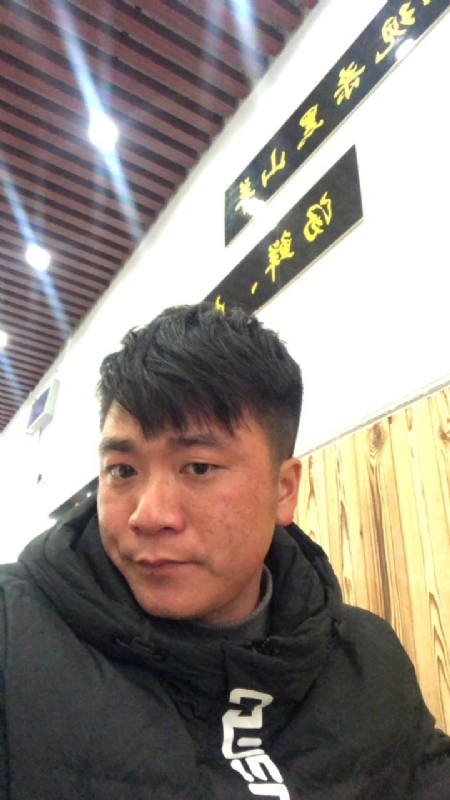 得得得的第一张照片--泰安相亲服务中心