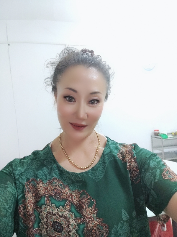 燕子的第二张照片--泰安相亲服务中心