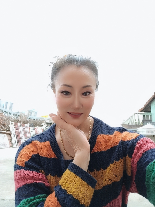 燕子的第四张照片--泰安相亲服务中心