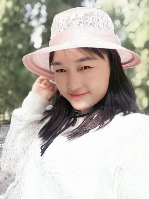 凤凰的第一张照片--泰安相亲服务中心