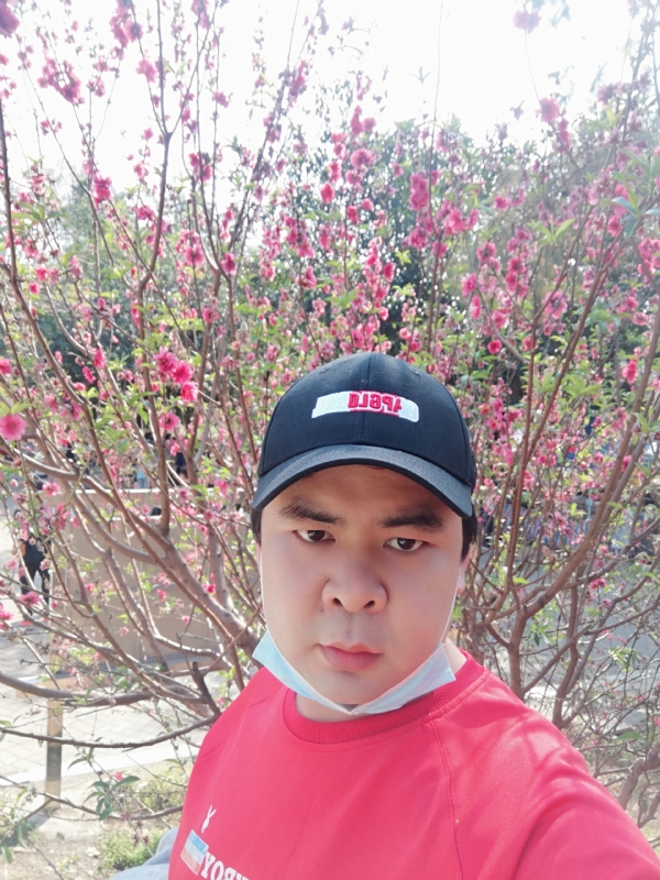 真心交友的第一张照片--泰安相亲服务中心