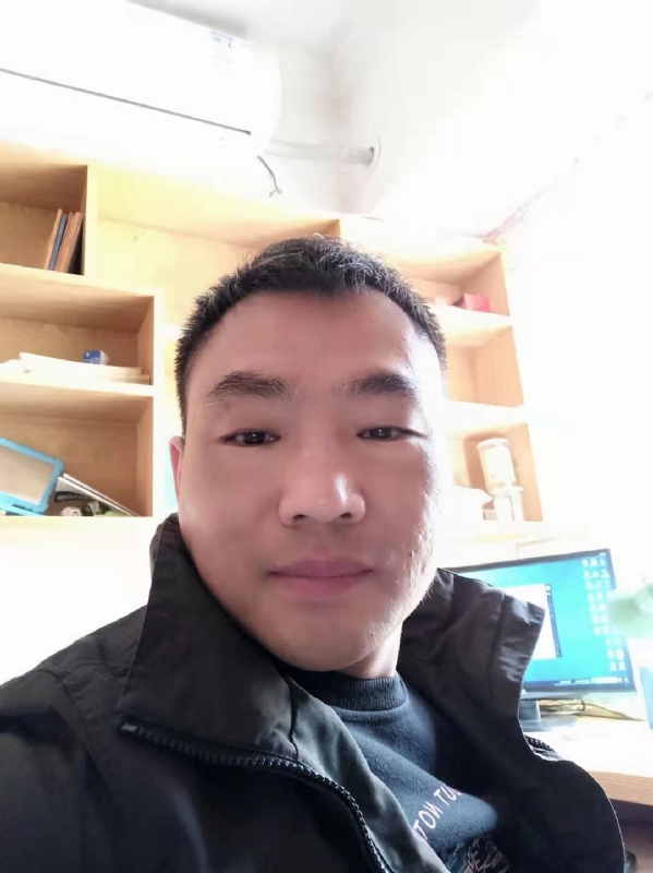 向前葱的第一张照片--泰安相亲服务中心