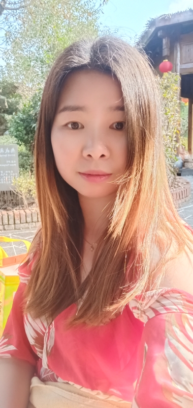 赫赫的第一张照片--泰安相亲服务中心