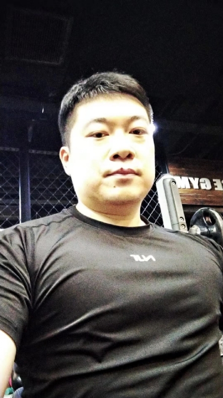 好想遇见你的第二张照片--泰安相亲服务中心