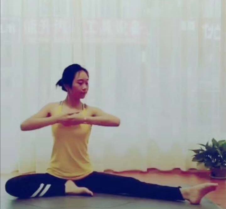 静静子的第一张照片--泰安相亲服务中心