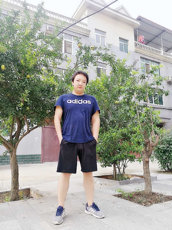 小宇的第一张照片--泰安相亲服务中心