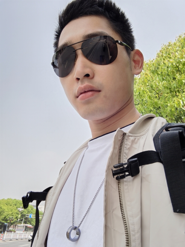 残花落陌,的第一张照片--泰安相亲服务中心
