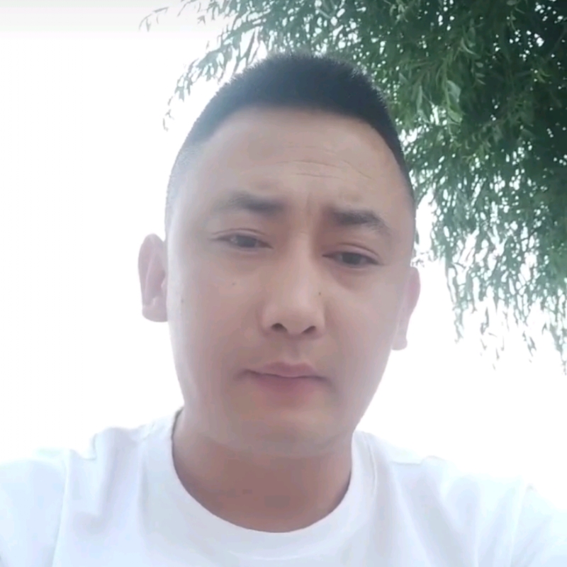 潇洒的第一张照片--泰安相亲服务中心