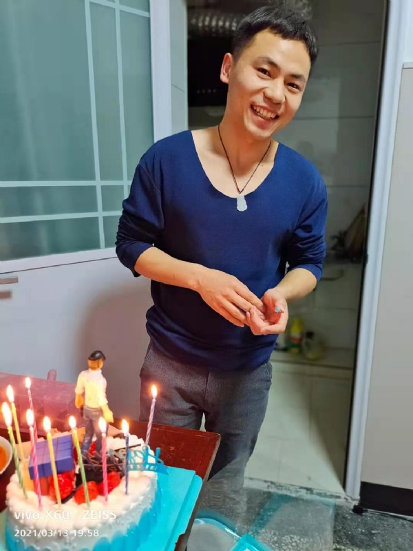 找结婚对象的第一张照片--泰安相亲服务中心