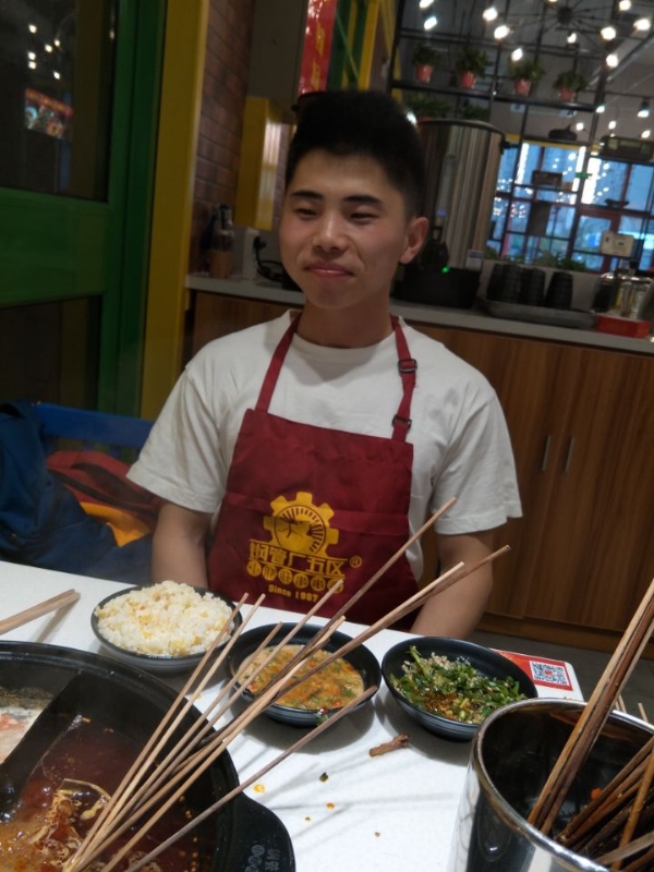 明晨的第一张照片--泰安相亲服务中心