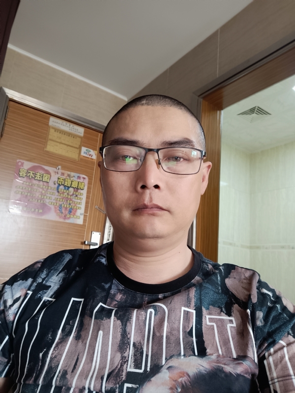 心梦无痕的第一张照片--泰安相亲服务中心