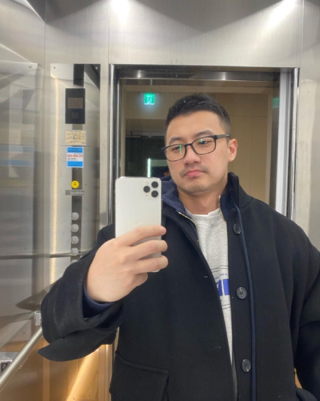 马甲线的第一张照片--泰安相亲服务中心