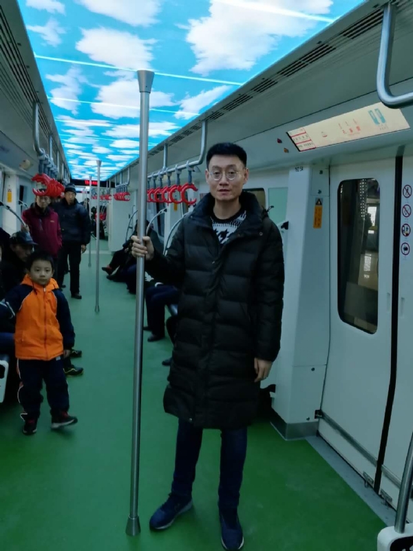 朱利安的第二张照片--泰安相亲服务中心