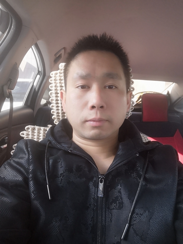 孤独的狼的第二张照片--泰安相亲服务中心