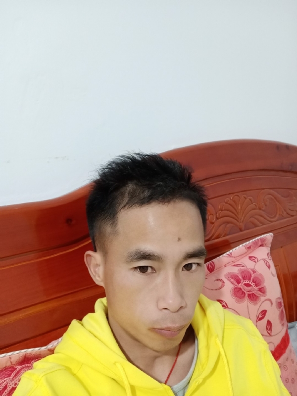 小biu崽的第一张照片--泰安相亲服务中心