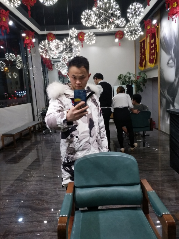 简单的第一张照片--泰安相亲服务中心