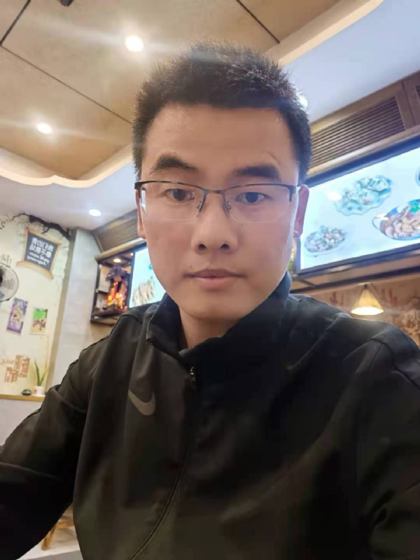 奔向幸福的第一张照片--泰安相亲服务中心