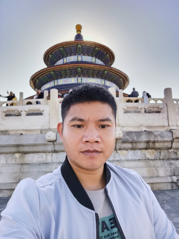 灵风的第一张照片--泰安相亲服务中心