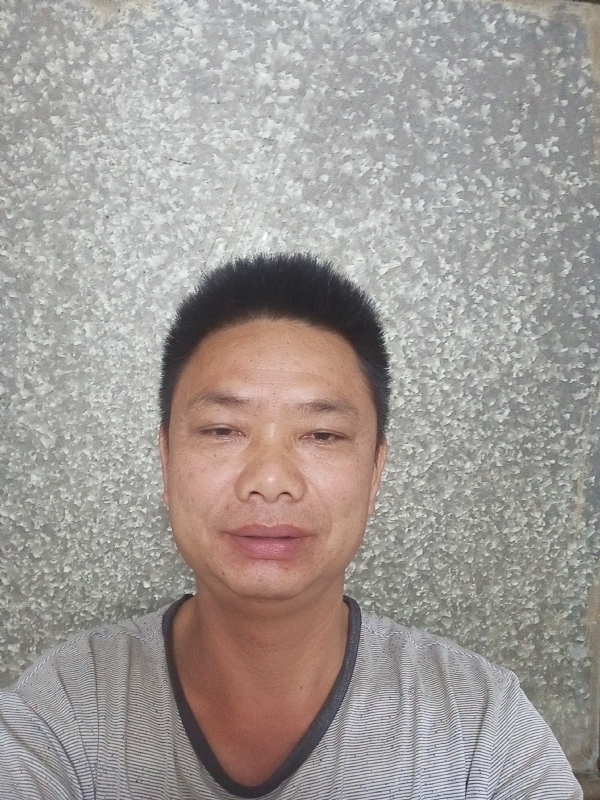 白茫茫的第一张照片--泰安相亲服务中心