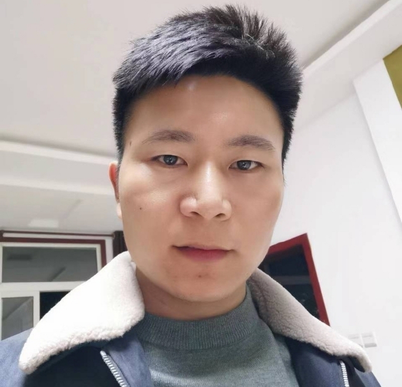 延峰的第一张照片--泰安相亲服务中心