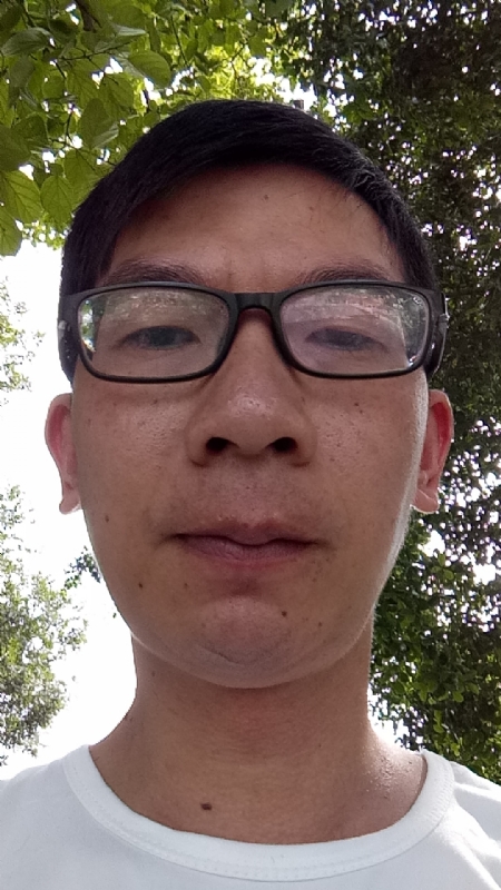 奋斗的第一张照片--泰安相亲服务中心