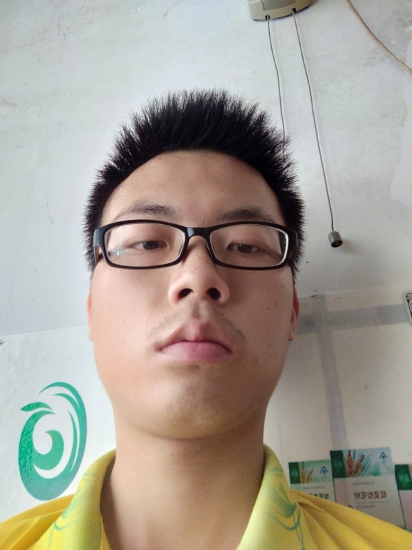 舒荷的第二张照片--泰安相亲服务中心