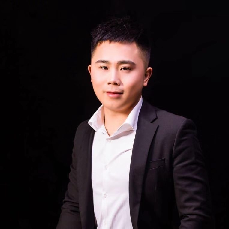 只欠东风的第一张照片--泰安相亲服务中心