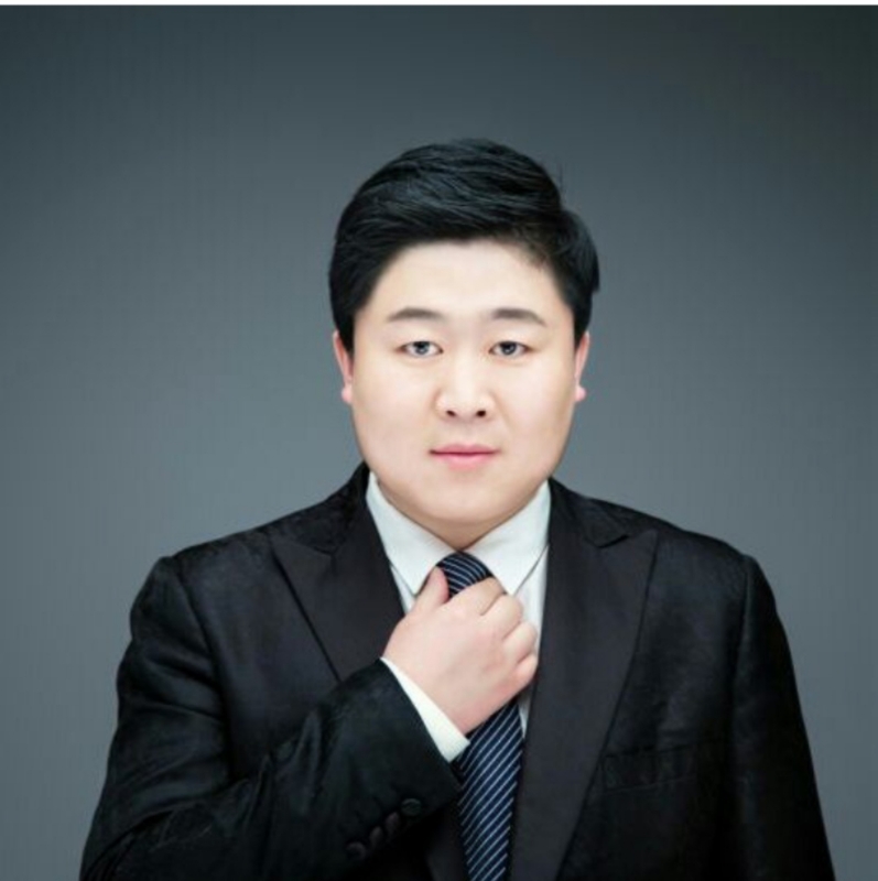 迷途小书童的第一张照片--泰安相亲服务中心