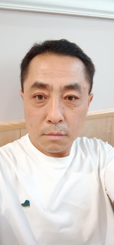 大漠孤烟的第一张照片--泰安相亲服务中心
