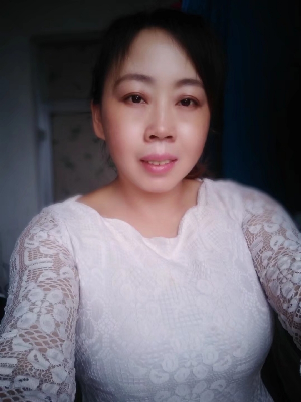 笑看人生的第一张照片--泰安相亲服务中心
