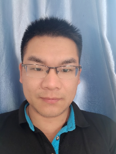 朱先生的第一张照片--泰安相亲服务中心