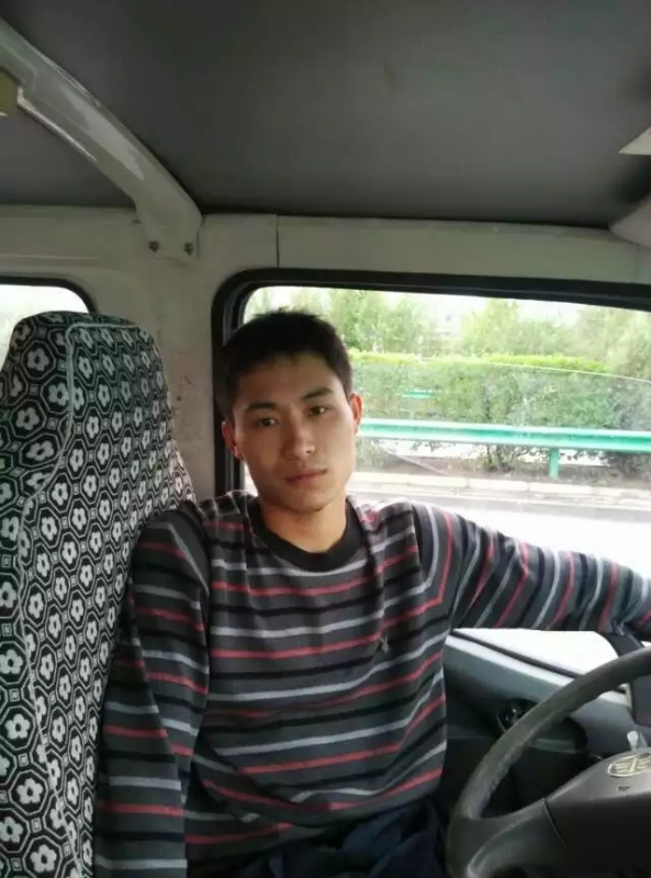 桦树林的第一张照片--泰安相亲服务中心
