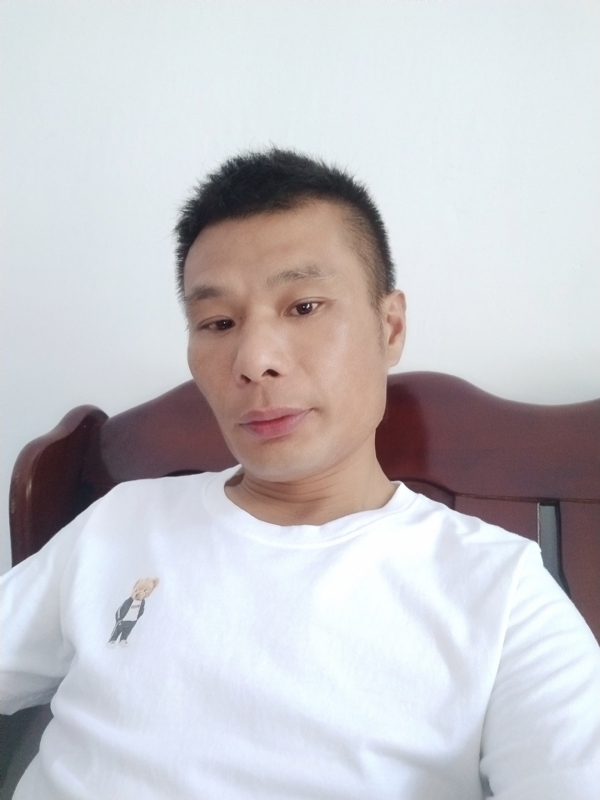 年少轻狂的第一张照片--泰安相亲服务中心