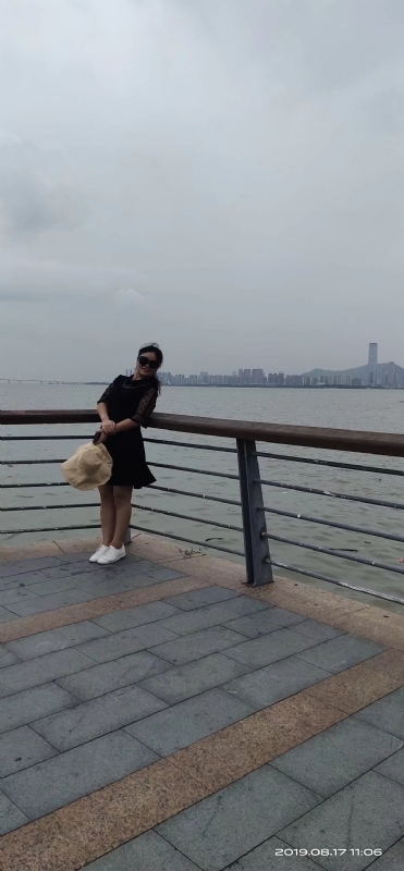 清秋的第一张照片--泰安相亲服务中心