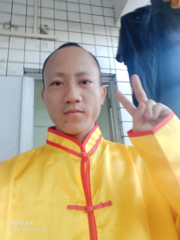 宋福军的第二张照片--泰安相亲服务中心