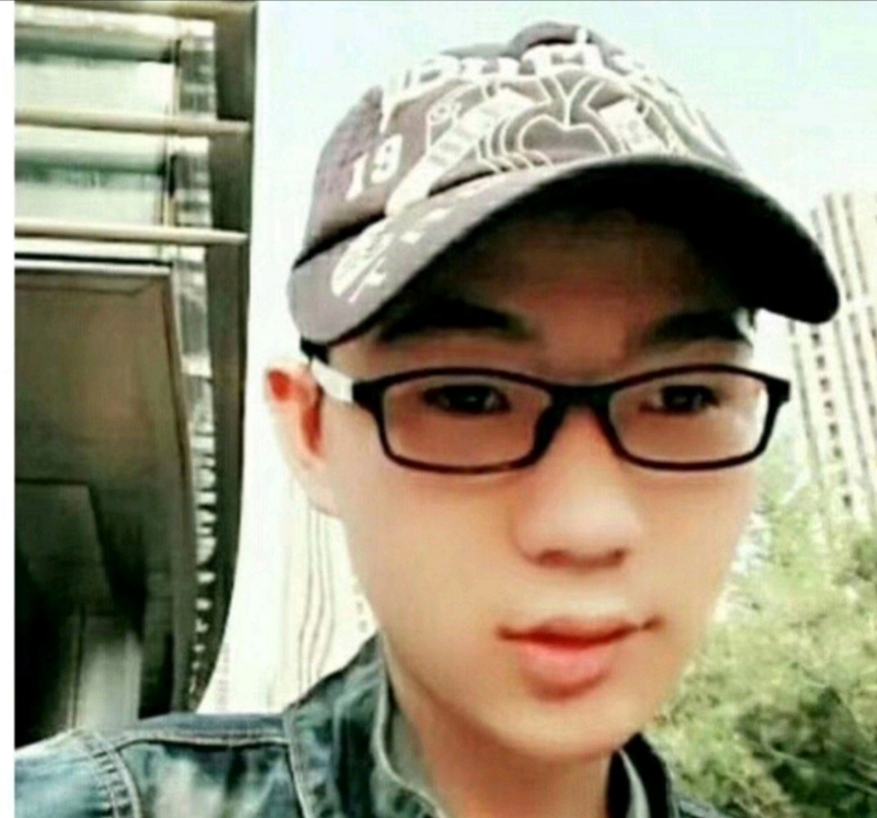 小霪虫的第三张照片--泰安相亲服务中心